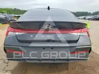 2025 Hyundai Elantra фото