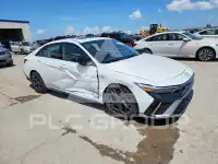 2025 Hyundai Elantra photo