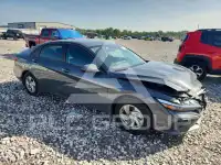 2025 Hyundai Elantra photo