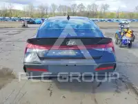 2025 Hyundai Elantra фото