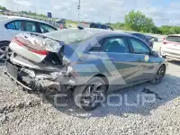 2025 Hyundai Elantra фото