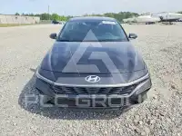 2025 Hyundai Elantra фото