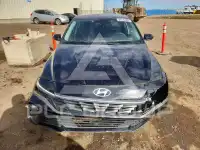 2025 Hyundai Elantra фото