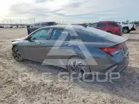2025 Hyundai Elantra photo