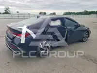 2025 Hyundai Elantra фото