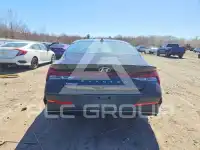 2025 Hyundai Elantra фото