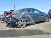 2025 Hyundai Elantra photo