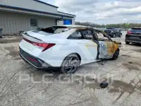 2025 Hyundai Elantra фото