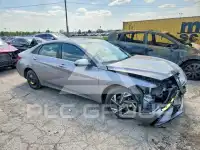 2025 Hyundai Elantra фото