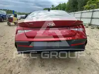 2025 Hyundai Elantra photo