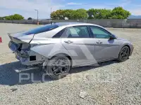 2025 Hyundai Elantra фото