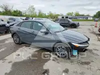 2025 Hyundai Elantra фото