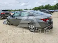 2025 Hyundai Elantra photo