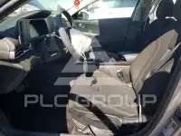 2025 Hyundai Elantra photo