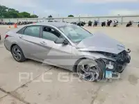 2025 Hyundai Elantra photo