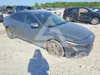 2025 Hyundai Elantra photo