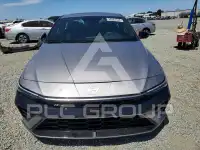 2025 Hyundai Elantra фото