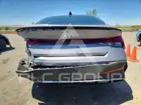 2025 Hyundai Elantra фото
