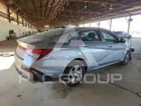 2025 Hyundai Elantra фото