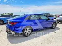 2025 Hyundai Elantra фото