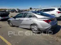 2025 Hyundai Elantra photo