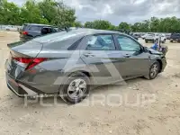 2025 Hyundai Elantra photo