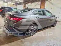 2025 Hyundai Elantra фото
