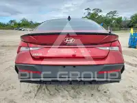 2025 Hyundai Elantra фото