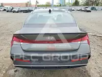 2025 Hyundai Elantra photo