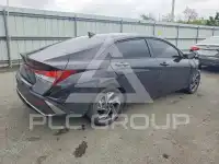 2025 Hyundai Elantra photo