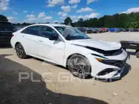2025 Hyundai Elantra фото