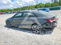 2025 Hyundai Elantra photo