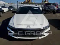 2025 Hyundai Elantra фото