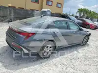 2025 Hyundai Elantra фото
