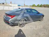 2025 Hyundai Elantra фото