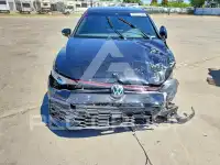 2025 Volkswagen GTI photo