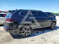 2025 Volkswagen Atlas photo