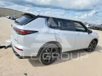 2026 Mitsubishi OUTLANDER photo
