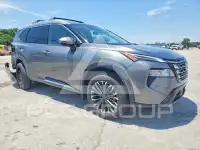 2026 Nissan ROGUE photo