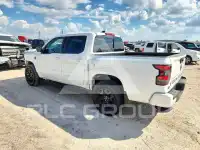 2026 Nissan FRONTIER photo