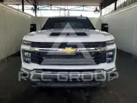 2026 Chevrolet Silverado фото