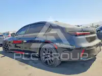 2026 BMW 740 фото