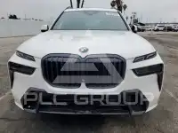2026 BMW X7 фото