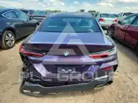 2026 BMW M8 фото
