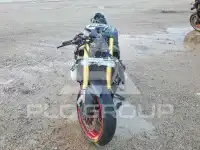 2026 Suzuki GSX-R750 фото
