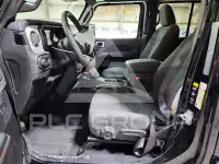 2026 Jeep WRANGLER фото