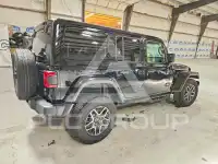 2026 Jeep WRANGLER фото