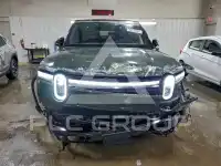 2026 Rivian R1S фото