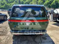 2026 Rivian R1S photo