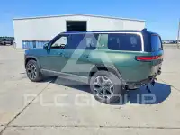2026 Rivian R1S фото